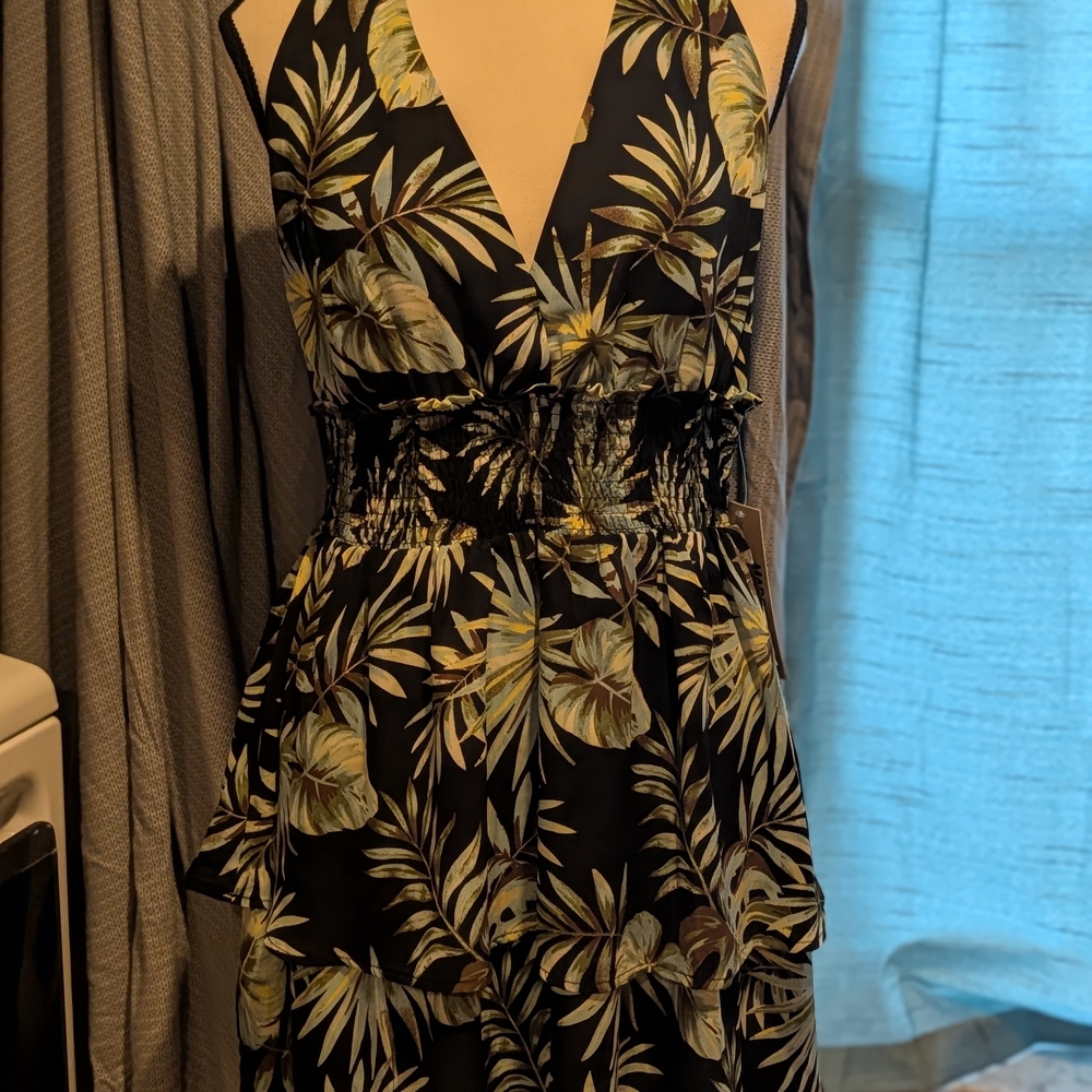 Elegant Strapless Leaf Print Dress